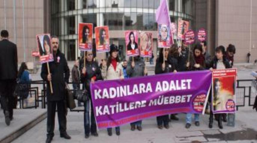 Kadın Platformu &Uuml;yeleri: Kadın Cinayetlerine En Ağır Ceza Verilsin