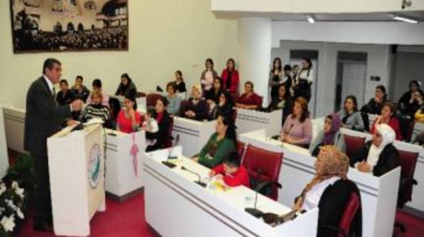 Bal&ccedil;ova'nın &Ccedil;ocukları Daha Mutlu B&uuml;y&uuml;yecek