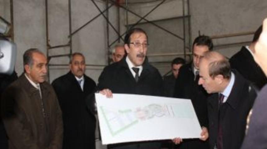 Vali &Ouml;zt&uuml;rk&rsquo;ten Paland&ouml;ken Belediyesine &Ouml;vg&uuml;&hellip;