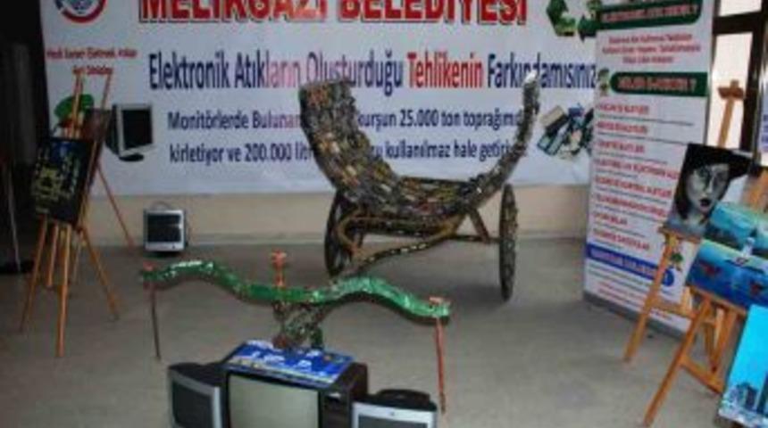 Elektronik Atıklardan Kağnı Yaptılar