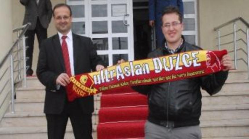 Konuralp Belediye Başkanı Da Galatasaraylı