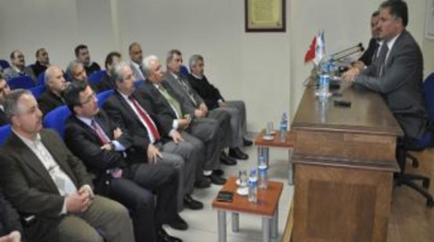 Başkan &Ccedil;akır, Muhasebecilere 'b&uuml;y&uuml;kşehir' Brifingi Verdi