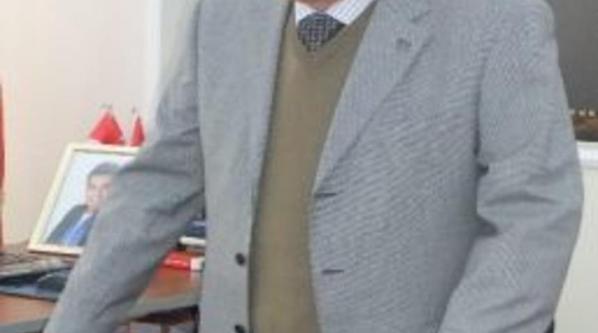 M&uuml;ft&uuml; &Uuml;sk&uuml;l&uuml;pl&uuml;'den 'ta&ccedil; Giyme T&ouml;reni'ne Davet