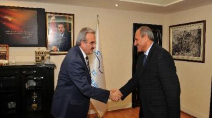 İl Milli Eğitim M&uuml;d&uuml;r&uuml; Sayılır&rsquo;dan Vali Karaloğu'na Veda Ziyareti