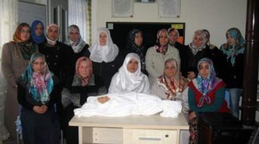 Bandırma'da Kadınlara Cenaze Yıkama Kursu