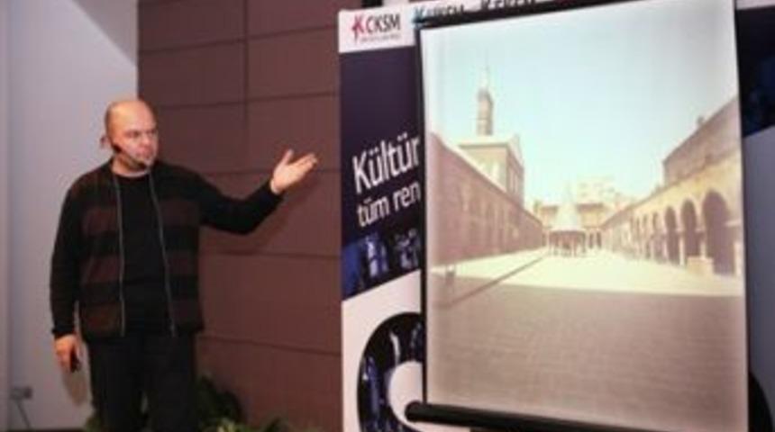 K&uuml;&ccedil;&uuml;k&ccedil;ekmece&rsquo;de &lsquo;Mevlana&rsquo; anıldı