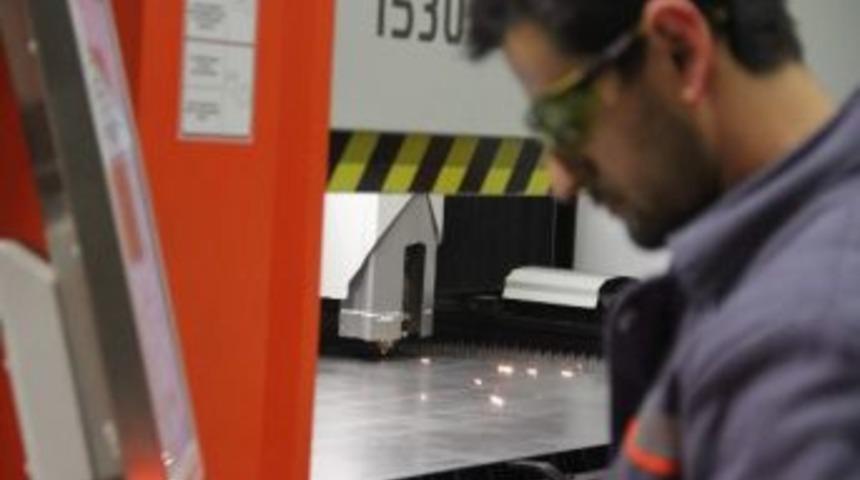 Bursa&rsquo;dan D&uuml;nyaya Fiber Lazer Makinesi İhracatı