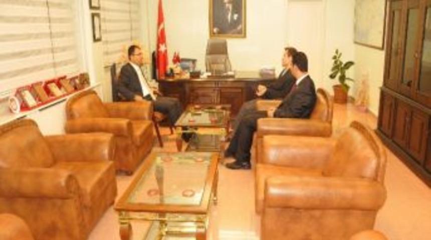 Vali Toprak, &Ccedil;ınar Kaymaklığını Ziyaret Etti