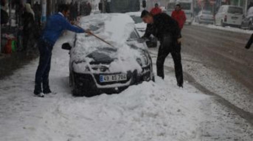 Muş'ta Kar Yağışı