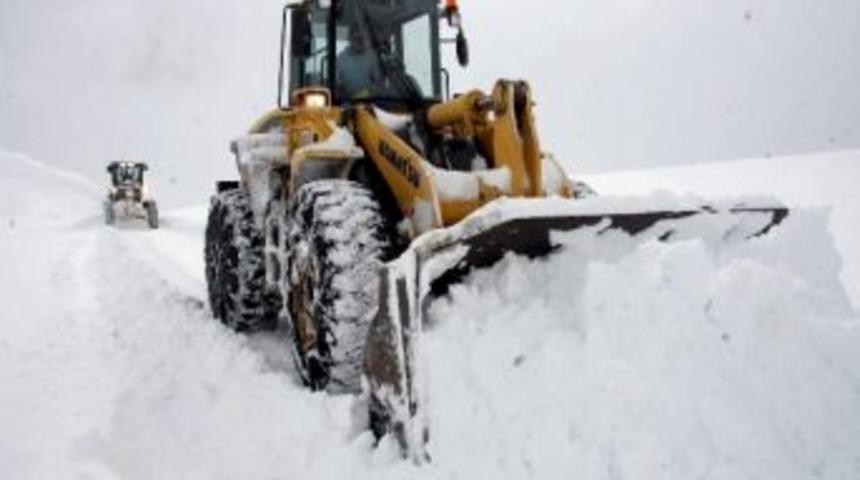 Sivas&rsquo;ta 497 K&ouml;y Yolu Ulaşıma Kapalı
