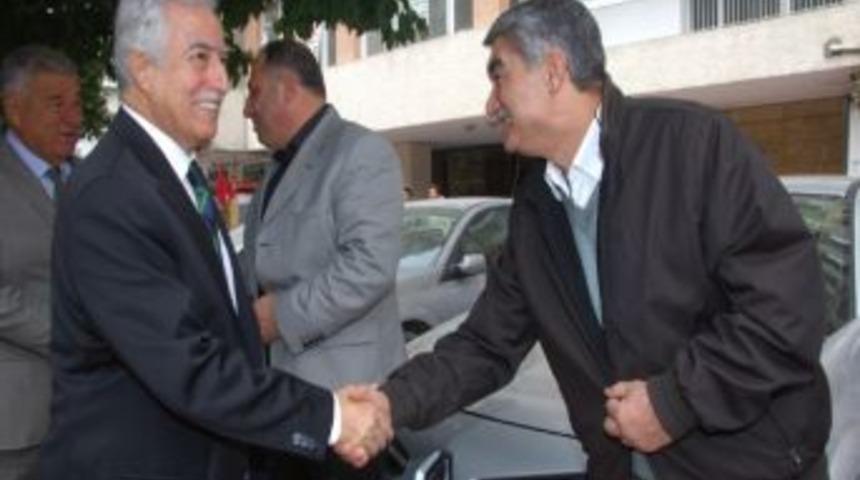 Vali Yolu Asfaltlanıyor