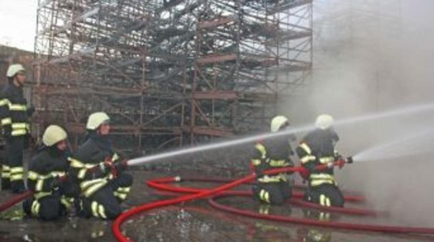 İtfaiyeden &Ccedil;atı Yangını Uyarısı