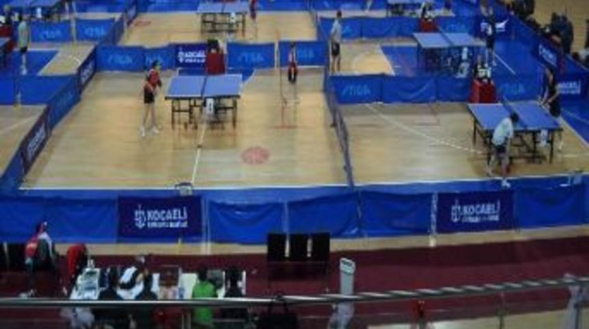 Gen&ccedil; Masa Tenis&ccedil;iler Kocaeli'de Ter D&ouml;kt&uuml;