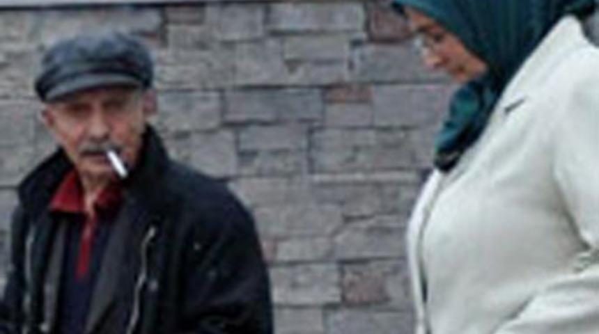 Mahkeme heyetini g&uuml;ld&uuml;ren savunma