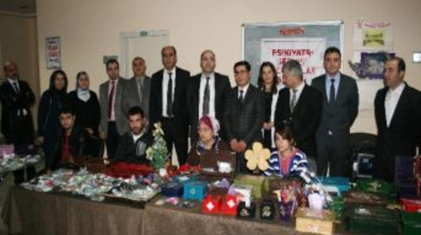 Psikiyatri Hastalarından El Sanatları Sergisi
