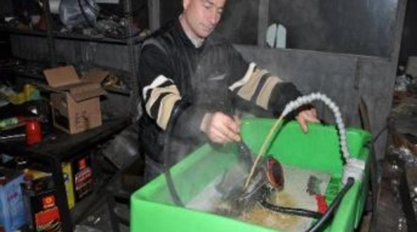 Bu Makine Hem &Ccedil;evreyi Koruyor, Hem Tasarruf Sağlıyor