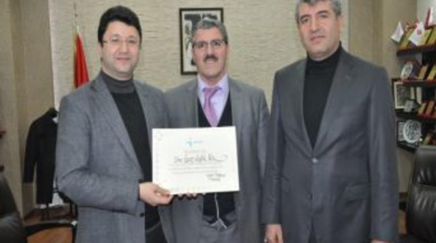 İşkur'dan G&ouml;zde Sağlık Grubu'na Teşekk&uuml;r Belgesi