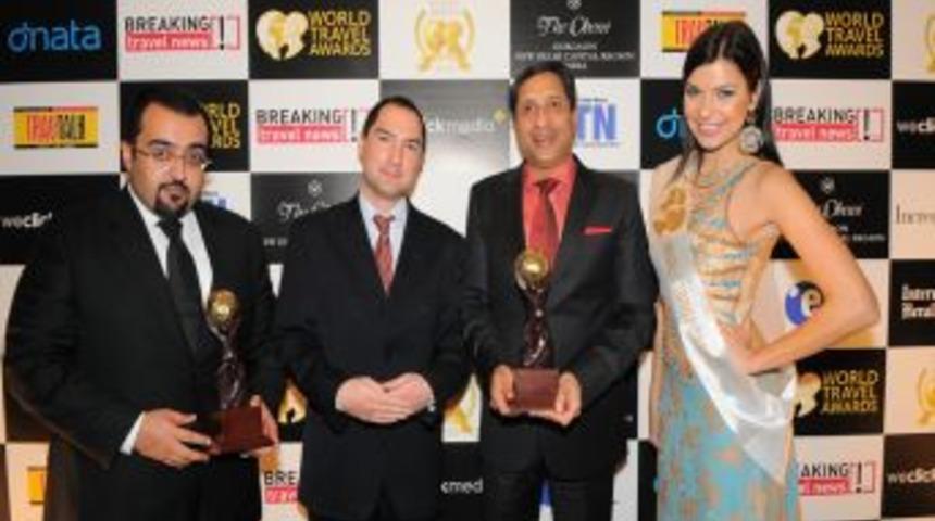 D&uuml;nya Seyahat &Ouml;d&uuml;llerinde, Emirates'e &Ccedil;ifte &Ouml;d&uuml;l