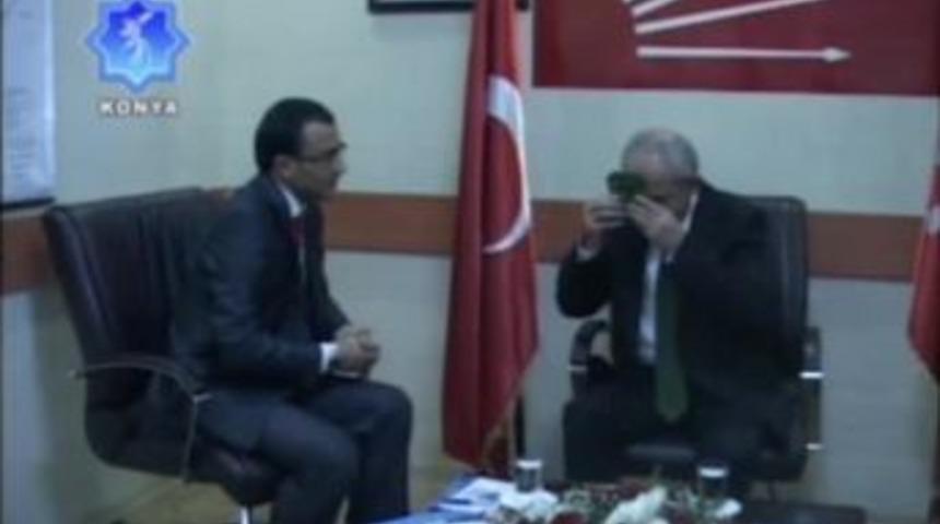 Kılı&ccedil;daroğlu&rsquo;na Doğum G&uuml;n&uuml;nde Kur&rsquo;an Ve Baş&ouml;rt&uuml;s&uuml; Hediye Edildi