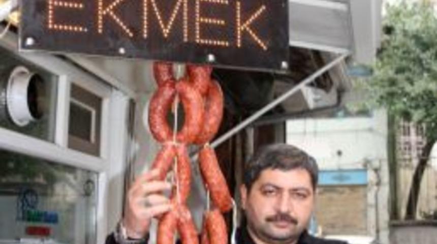 Kayserili Işletmeci K&ouml;pek Balığı Etinden Sucuk Yaptı