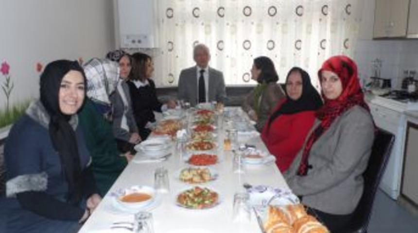 Kaymakam İnci: Kadınların Ellerinde Ge&ccedil;erli Meslekleri Olmalı