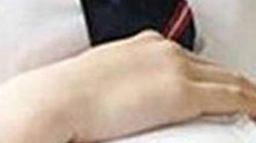 Liseli kız anne oldu