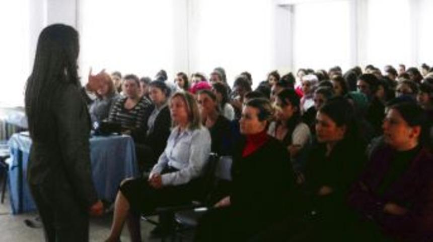 &Ouml;ğrenci Yurdunda Liderlik Semineri