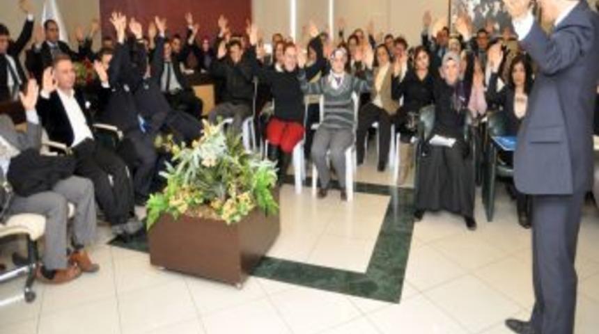 Kazan Belediyesi'nden &Ccedil;alışanlarına Etkili Ve Doğru Iletişimi Semineri