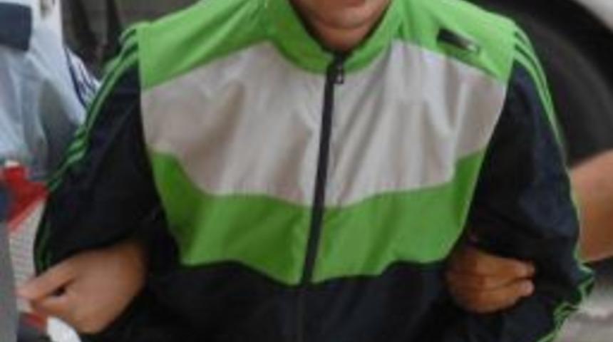 Polise Saldırıya 6 G&ouml;zaltı