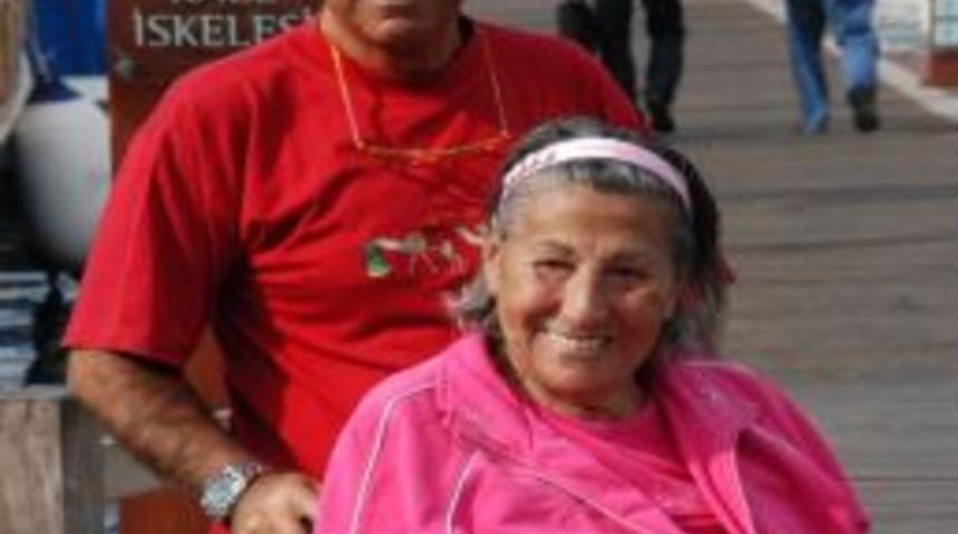 M&uuml;zzeyyen Senar Korkuttu