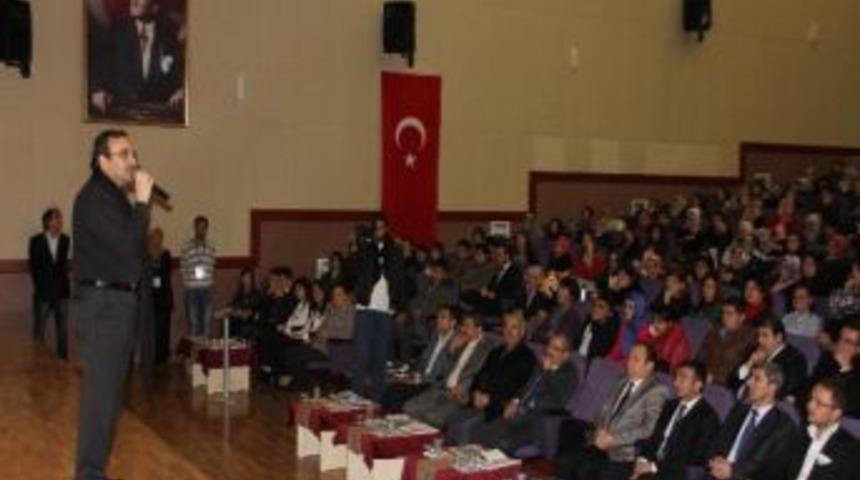Senai Demirci Kırşehir&rsquo;de Aşk Ve Edep&rsquo;i Anlattı