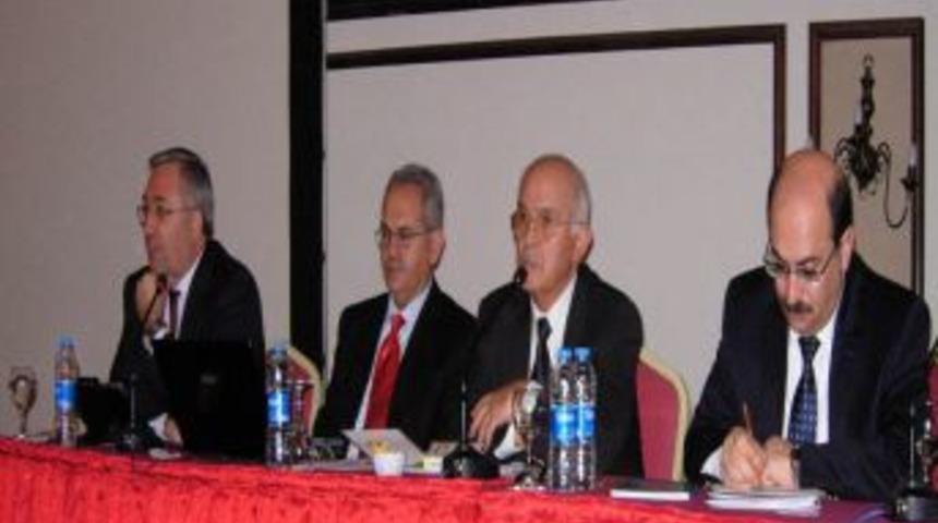 &Ccedil;elik: İl &Ouml;zel Idareleri Yaşamın Her Alanında Var