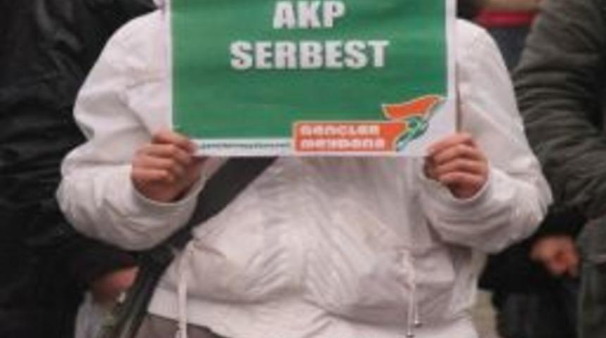 Odt&uuml; Olaylarını Protesto Ettiler