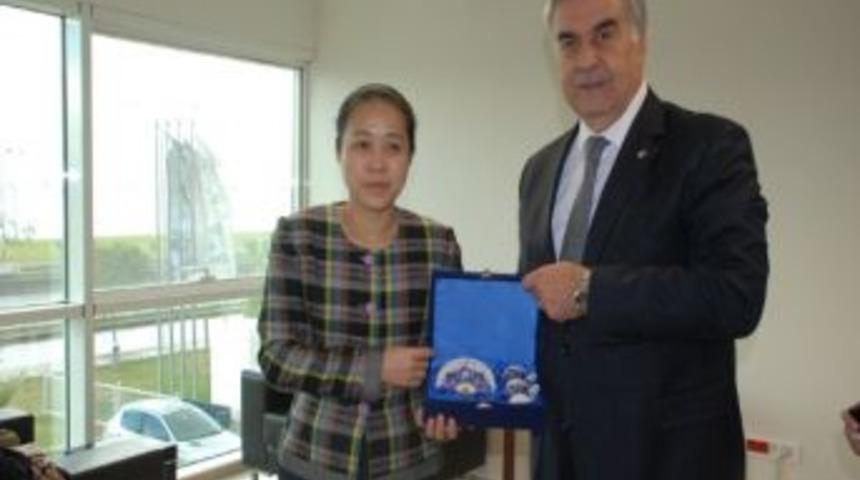 &Ccedil;in Kom&uuml;nist Partisinden Ak Parti'ye Ziyaret