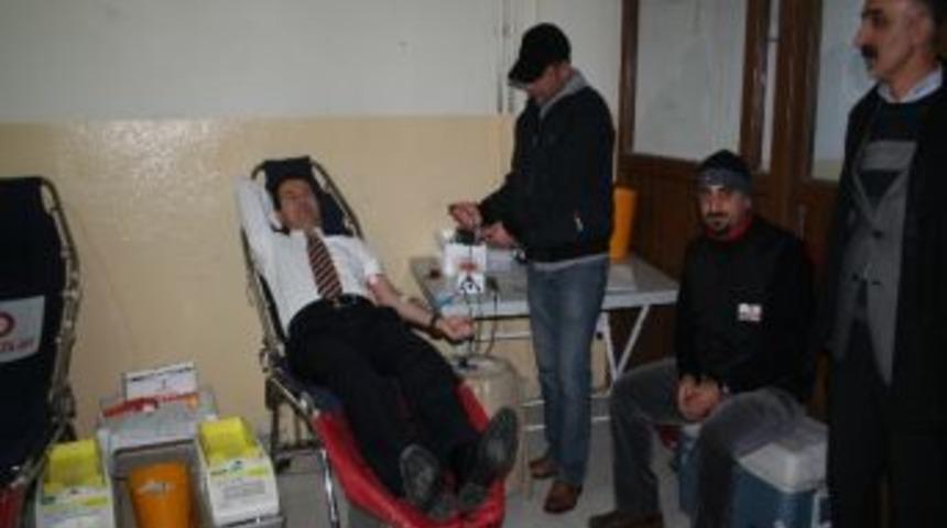Bulanık`ta Kan Bağışı Kampanyası