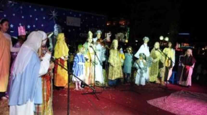 Kuşadası Belediyesi&rsquo;nden &ldquo;christmas&ldquo; Kutlaması