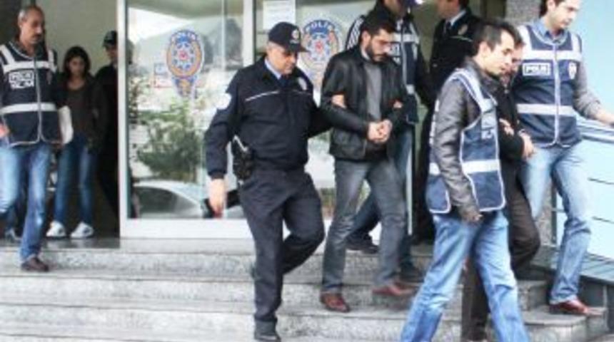 Alanya'da Esrar Operasyonu: Suriye Uyruklu 3 Kişi G&ouml;zaltına Alındı