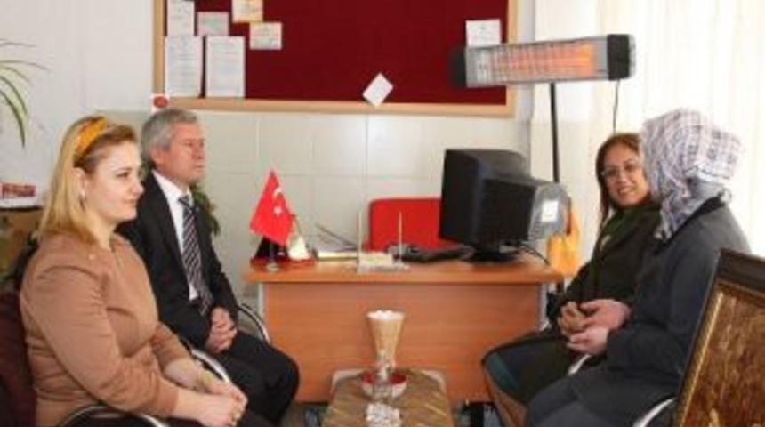 Ne&uuml; Rekt&ouml;r&uuml; Kılı&ccedil;, Engelliler Derneğine Ziyaret