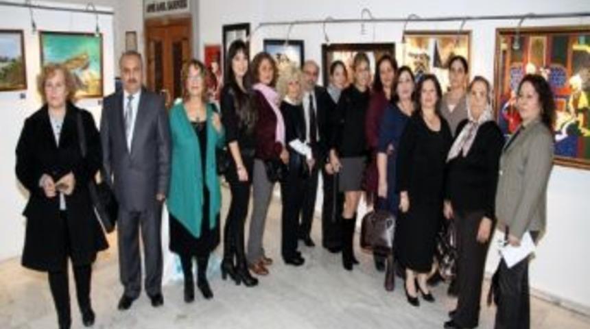 Kursiyerlerden Profesyonel Sergi