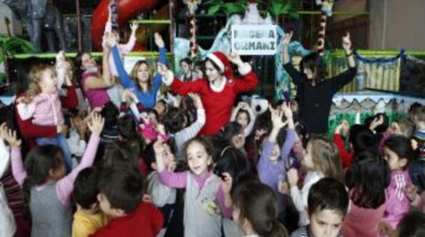 Macera Adasında Yılbaşı Kutlaması