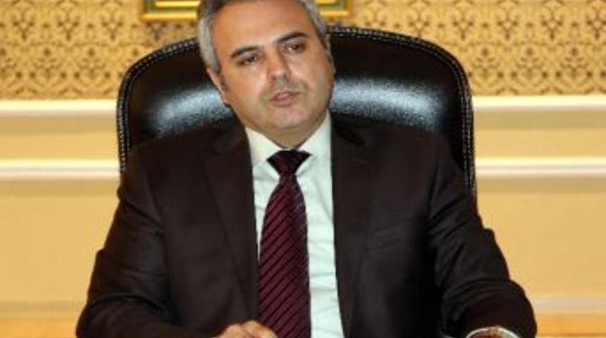 Rekt&ouml;r Uysal&rsquo;dan Yıl Sonu Değerlendirmesi