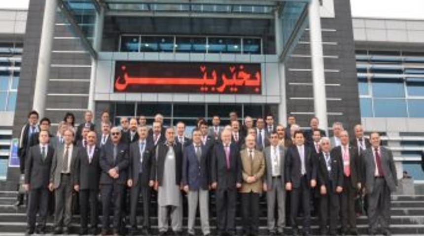 Batman &Uuml;niversitesi, Duhok&rsquo;tan K&uuml;rt Dili&rsquo;yle Geldi
