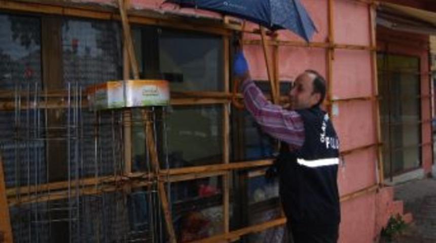 Kozan&rsquo;da Kırtasiyeden Hırsızlık