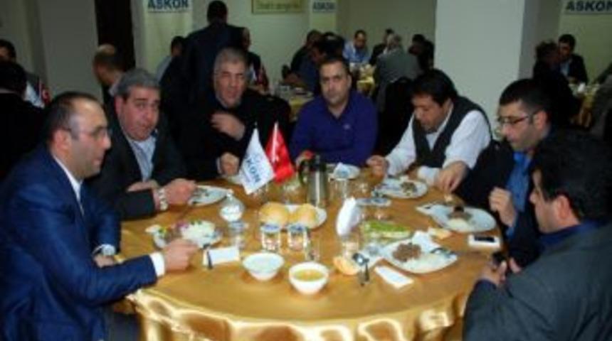 Buğa Askon'un Onur Konuğu