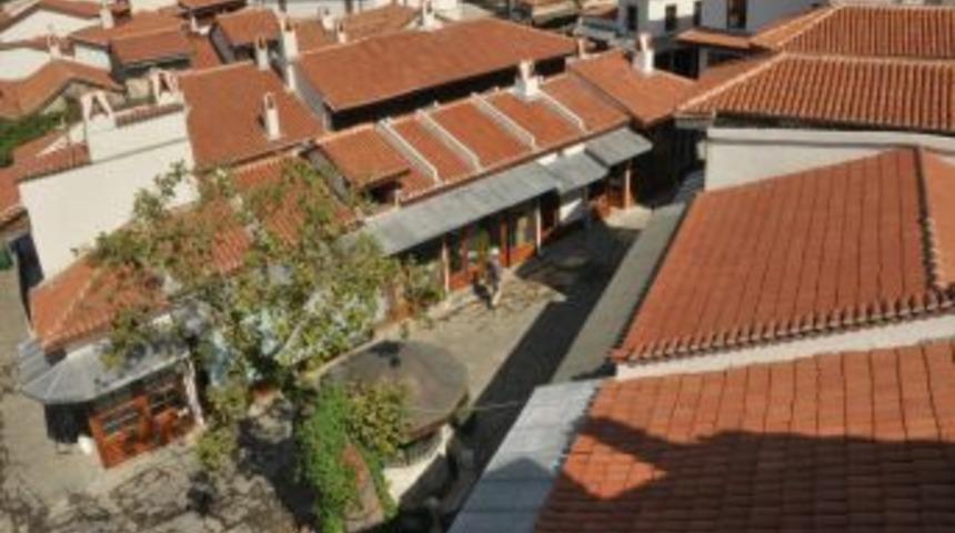 Muğla'da Tarih&icirc; Arasta &Ccedil;arşısı'nın Yenileme Projesi S&uuml;r&uuml;yor