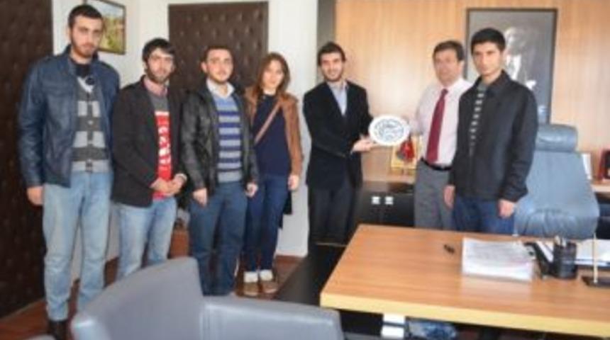 &Uuml;niversiteli Gen&ccedil;lerden Erim&rsquo;e ziyaret