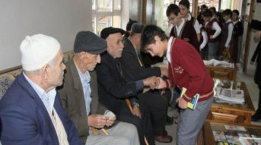 Minikler Huzurevinde