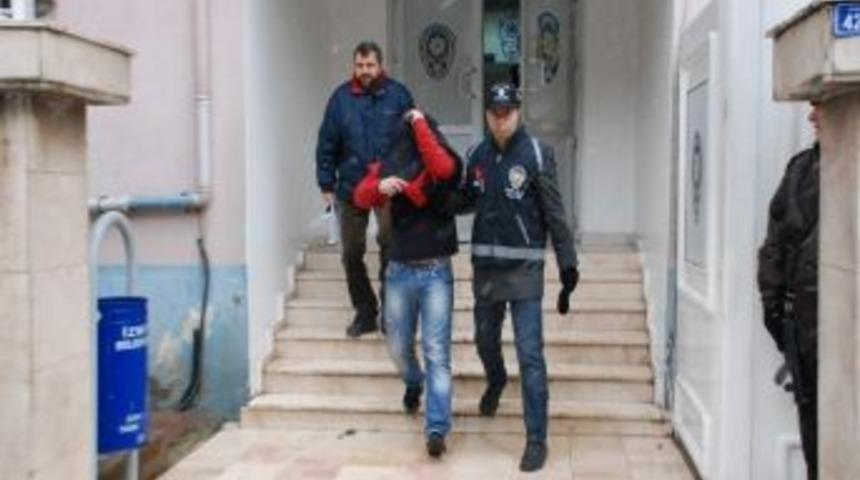 Aranan Şahıs Uygulamada Yakalandı