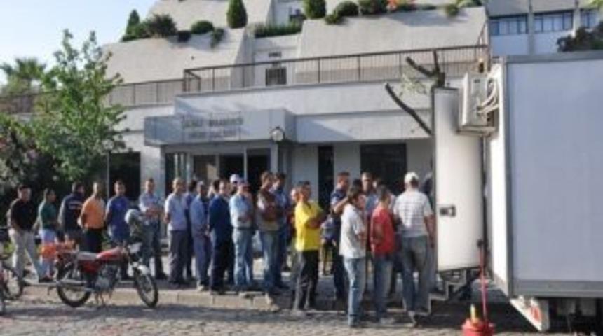 Salihli'de Belediye İş&ccedil;ileri Sağlık Taramasından Ge&ccedil;ti