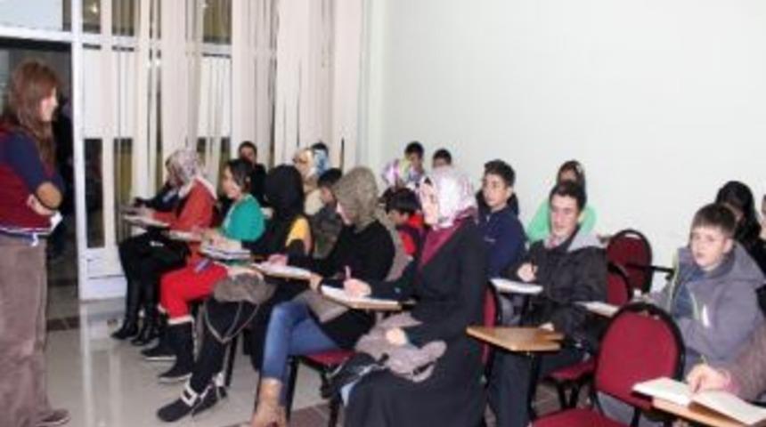 Sorgun Halk Eğitim Merkezinde İngilizce Kursu